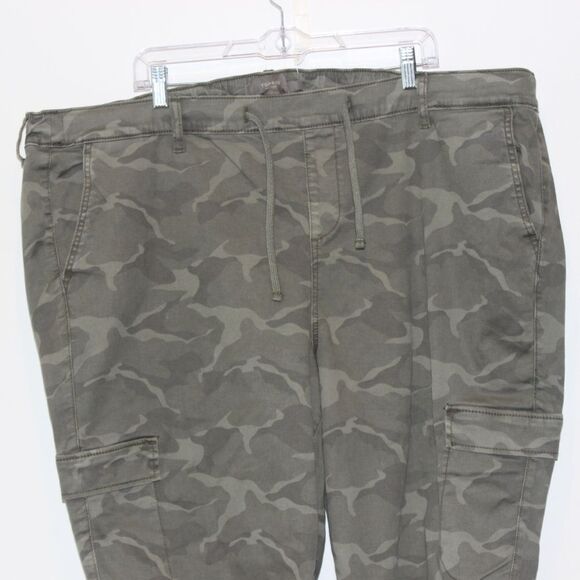 Torrid Boyfriend Stretch Twill Mid Rise Pant Size 4 Plus size - Picture 3 of 12